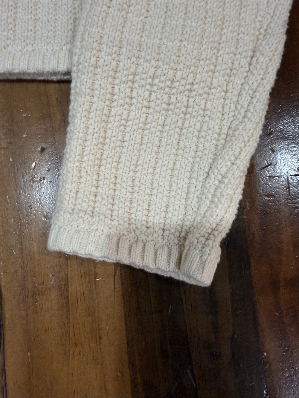 H&M Cream Textured Cropped Cardigan with Gold Buttons - Picture 5 of 6